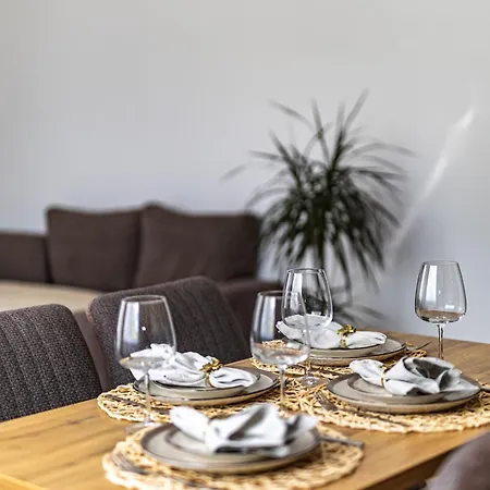 Saules Tako Apartamentai 公寓 德拉肯恩凯