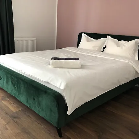Saules Tako Apartamentai 德拉肯恩凯